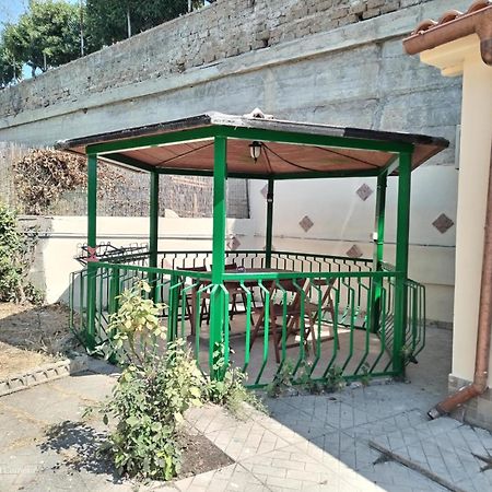 B&B Civitavecchia La Casetta Con Giardino Ngoại thất bức ảnh
