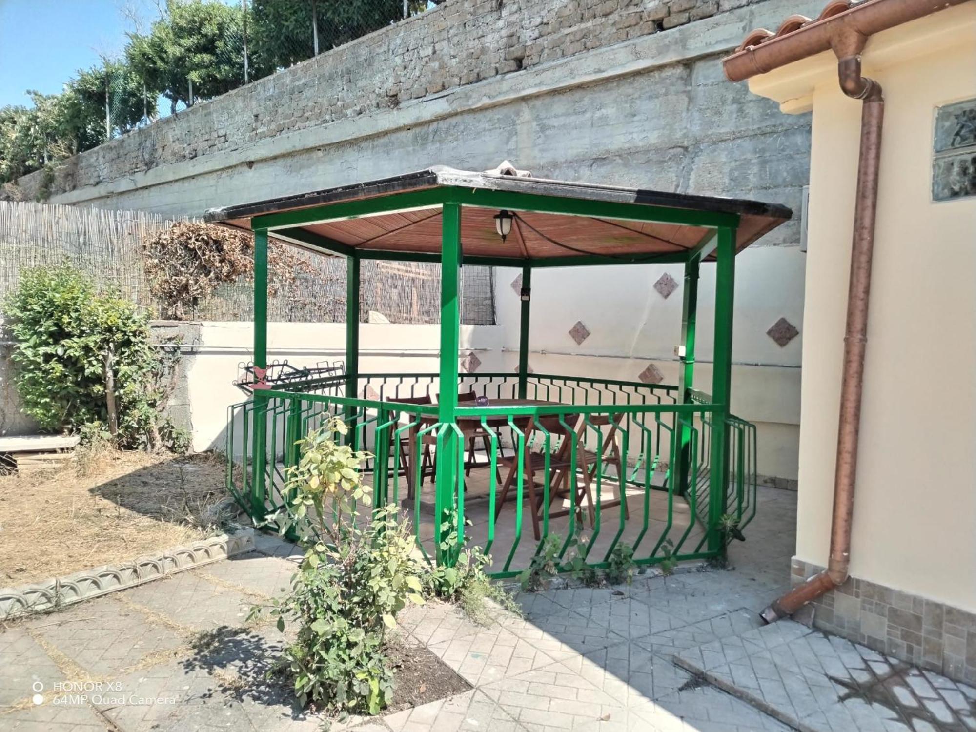 B&B Civitavecchia La Casetta Con Giardino Ngoại thất bức ảnh