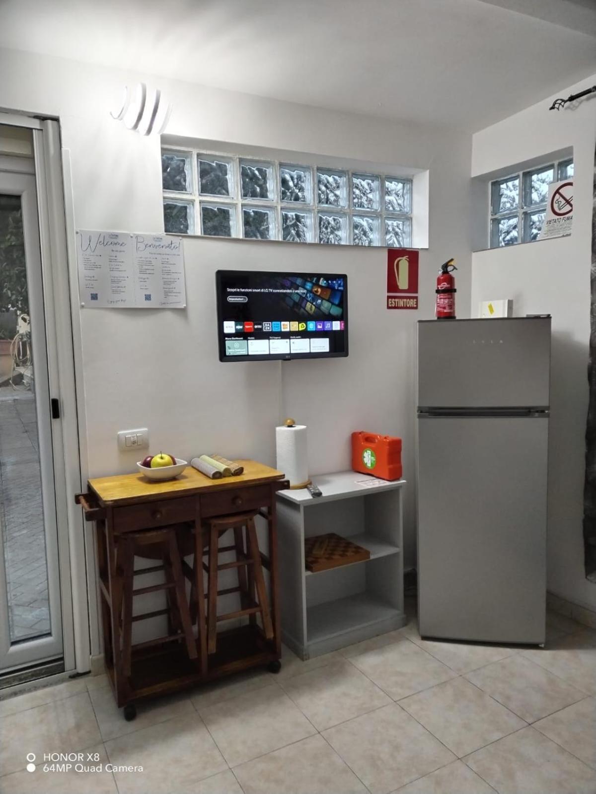 B&B Civitavecchia La Casetta Con Giardino Ngoại thất bức ảnh