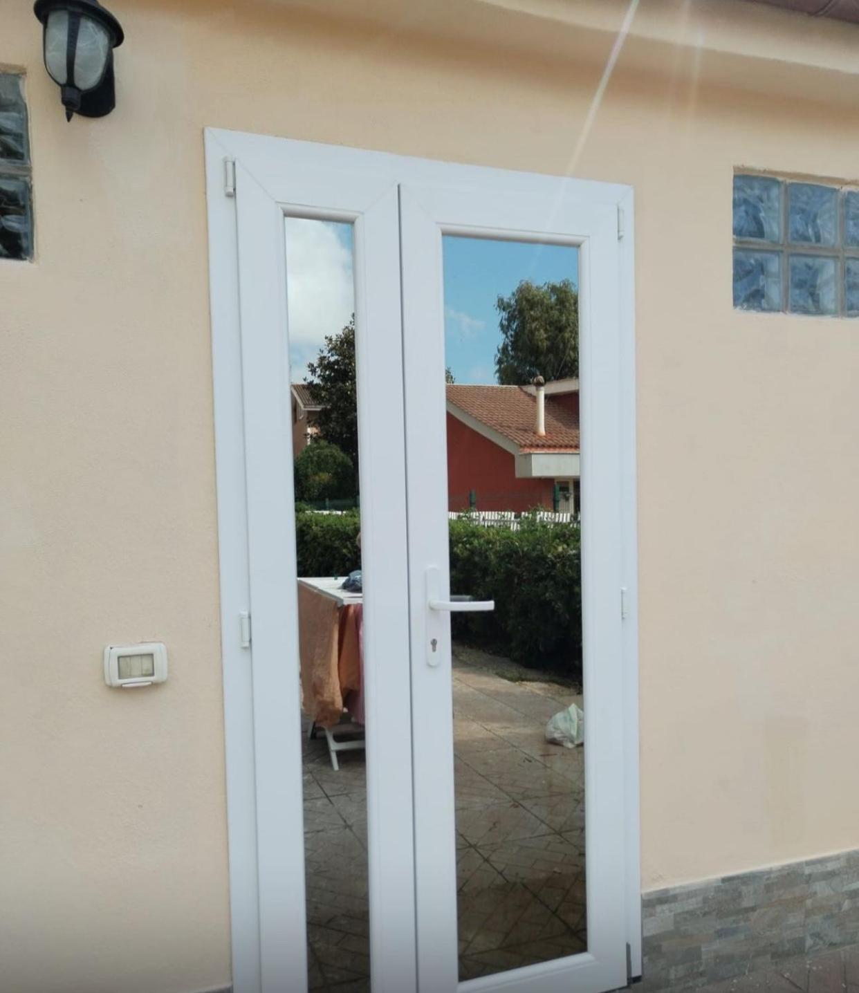B&B Civitavecchia La Casetta Con Giardino Ngoại thất bức ảnh