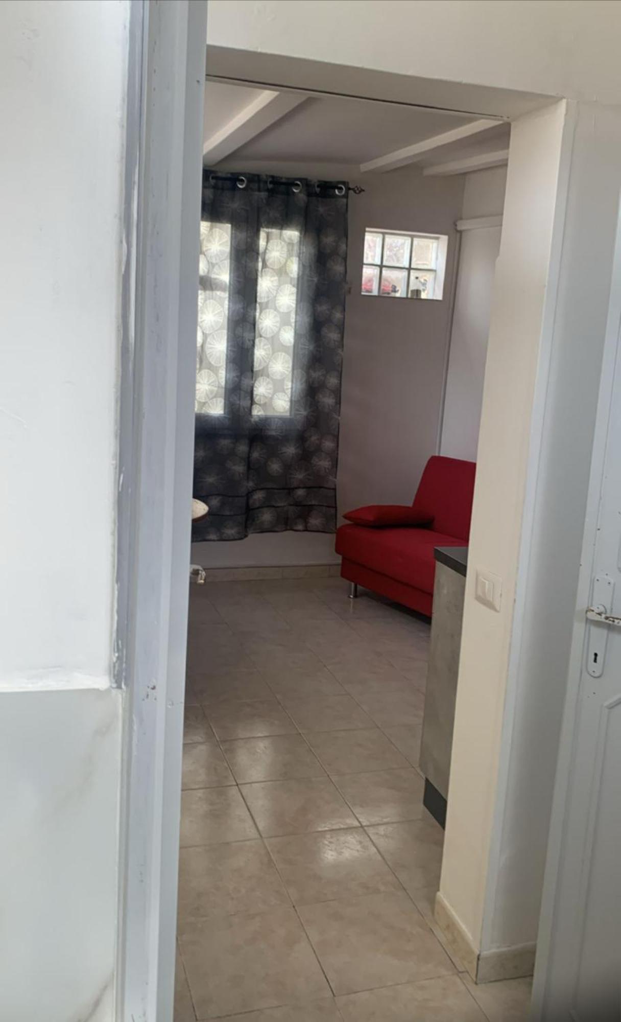 B&B Civitavecchia La Casetta Con Giardino Ngoại thất bức ảnh